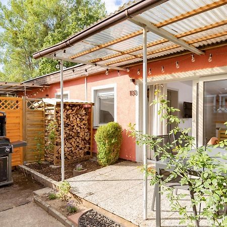 Gemuetliches Tinyhouse Bungalow Mit Kamin & Sauna Am See Joachimsthal Exterior photo