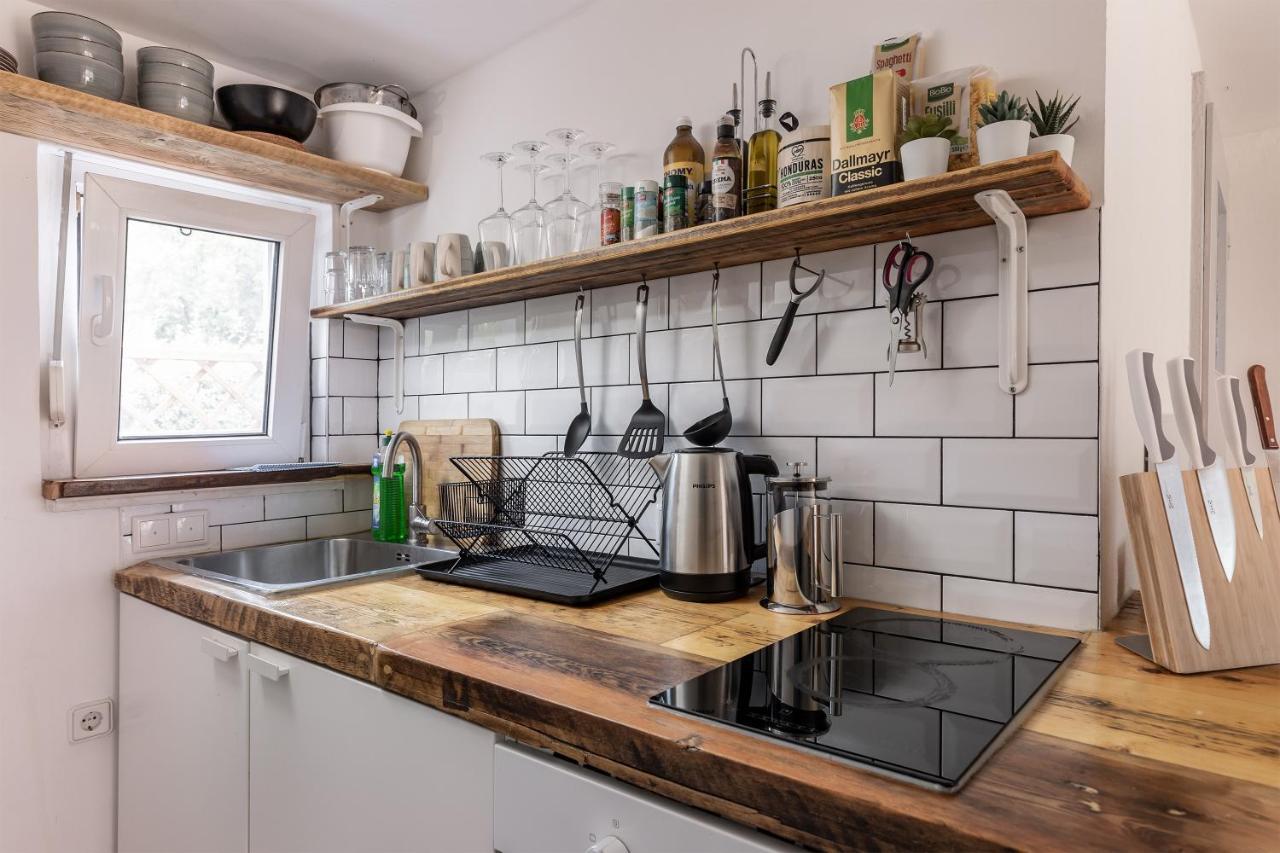 Gemuetliches Tinyhouse Bungalow Mit Kamin & Sauna Am See Joachimsthal Exterior photo
